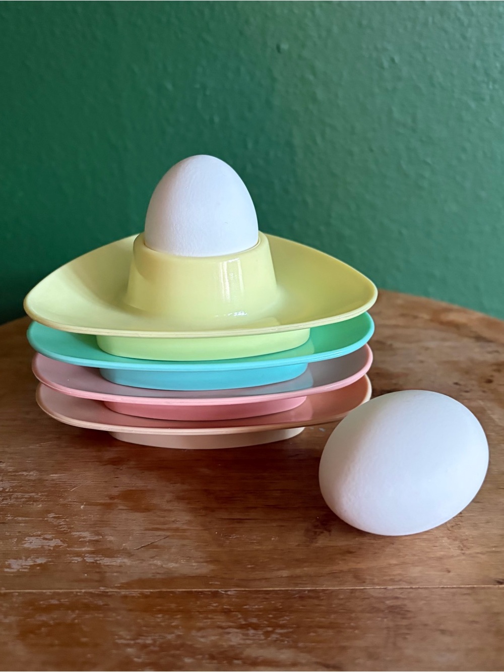 Vintage Mid-Century Modern molded plastic egg cups 1950s 1960s set of 4!